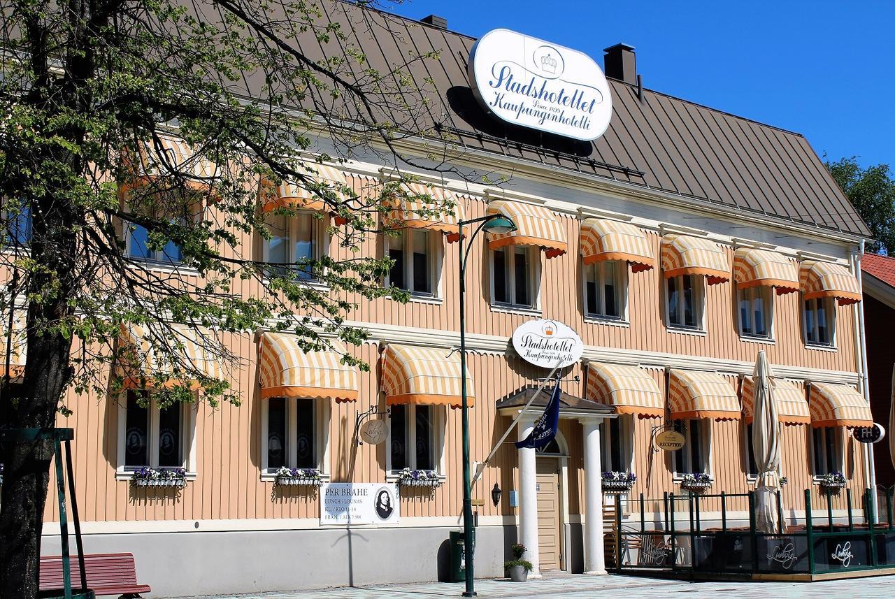Pietarsaaren Kaupunginhotelli Jakobstad Exterior photo