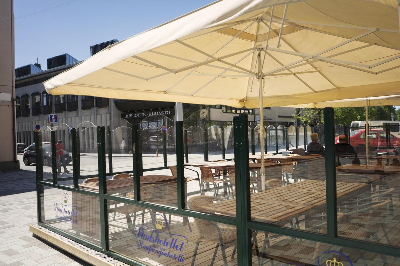 Pietarsaaren Kaupunginhotelli Jakobstad Exterior photo